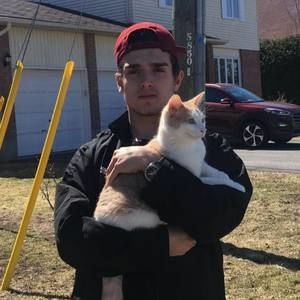 Meet your Posher, Pierre